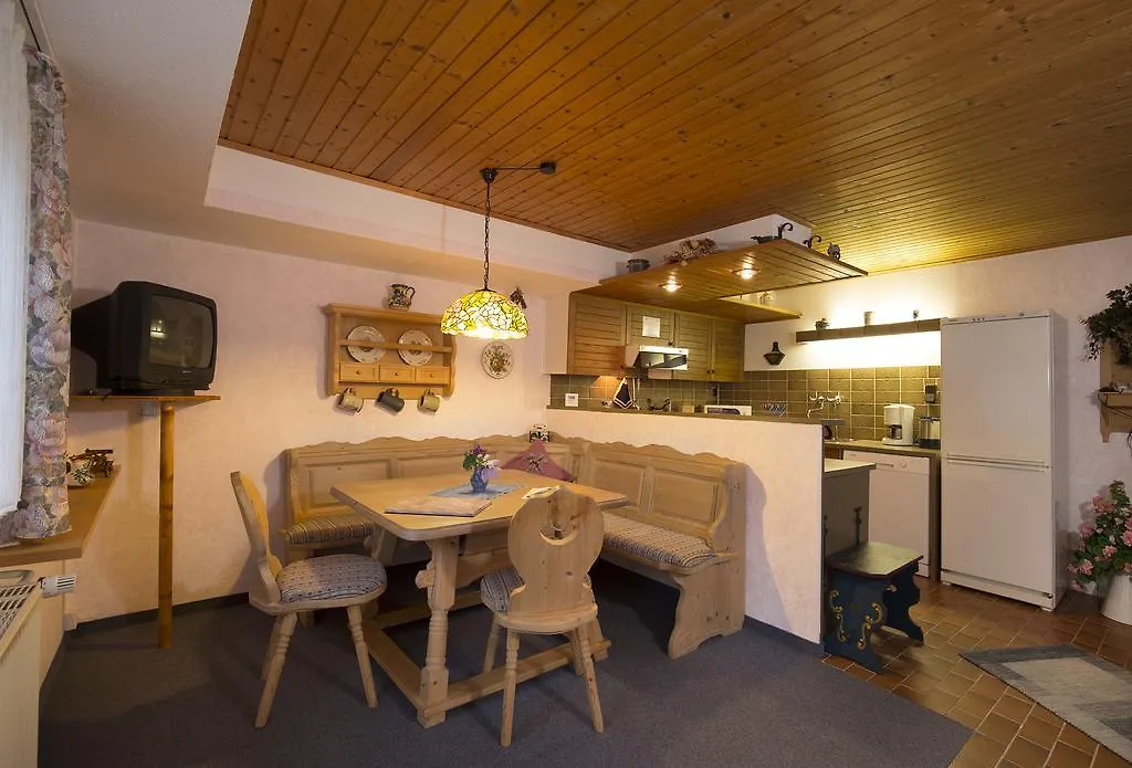 Apartmán Haus Achental Schleching 0*,  Německo